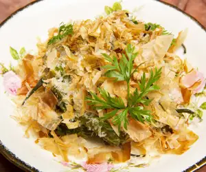 Dish with bonito