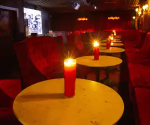Bordel by candlelight
